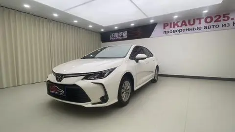 Toyota Corolla 2022 — фото 1