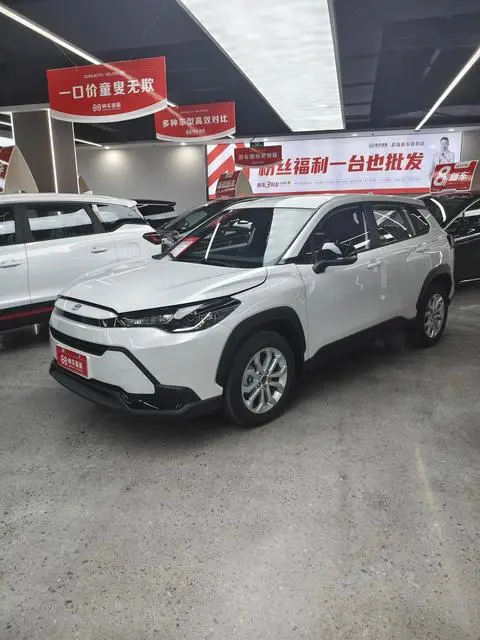 Toyota Frontlander 2024