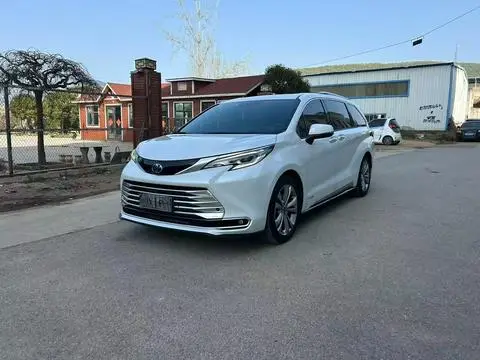 Toyota 赛那 2023