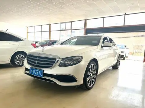 Mercedes-Benz E-Class 2016 — фото 1