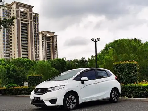 Honda Fit 2016 — фото 1