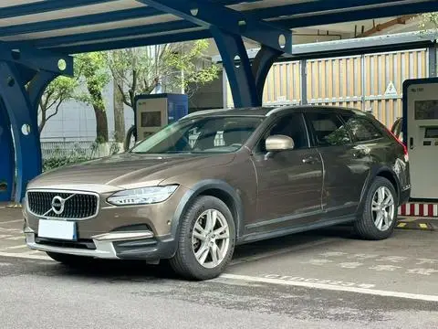 Volvo V90 2017
