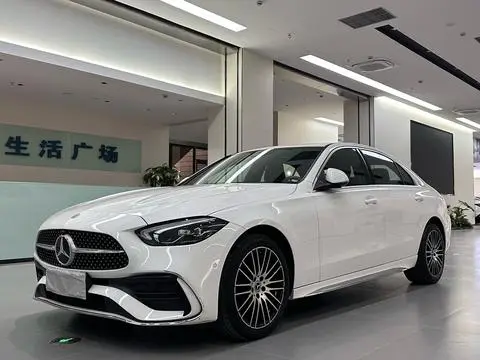 Mercedes-Benz C-Class 2024