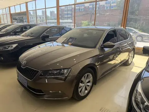 Skoda Superb 2016