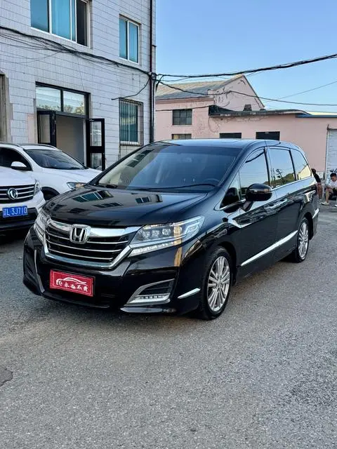 Honda 艾力绅 2016