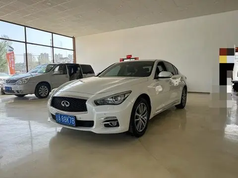 Infiniti Q50L 2016 — фото 1