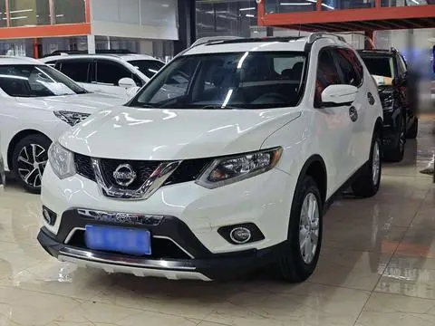 Nissan 奇骏 2015