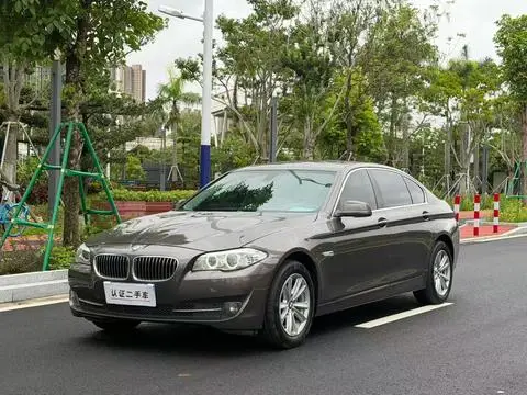 BMW 5 Series 2013 — фото 1