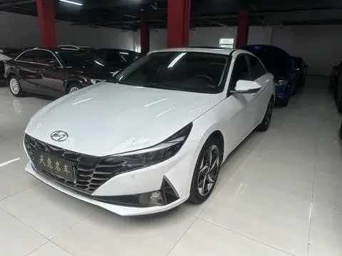 Hyundai Elantra 2021