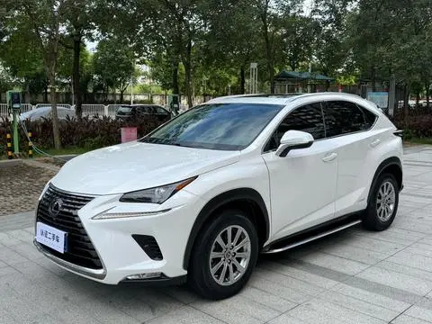 Lexus NX 2020