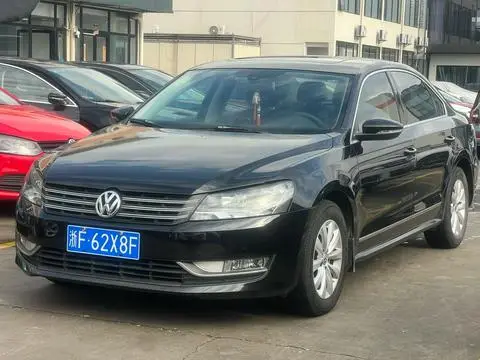 Volkswagen Passat 2014 — фото 1