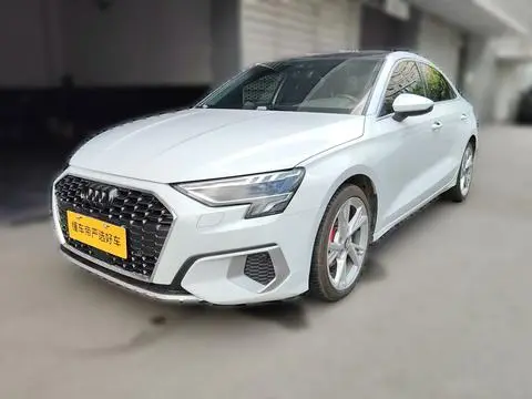 Audi A3 2021 — фото 1
