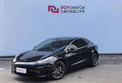 Tesla Model 3 2020