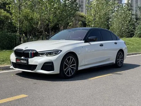 BMW 3 Series 2020 — фото 1