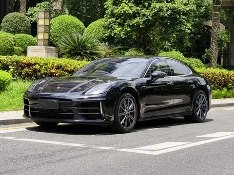 Porsche Panamera 2024