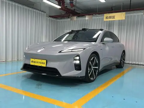 NIO ET5 2025