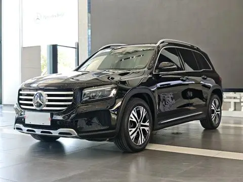 Mercedes-Benz GLB 2024