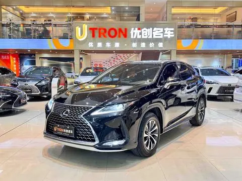 Lexus RX 2020 — фото 1