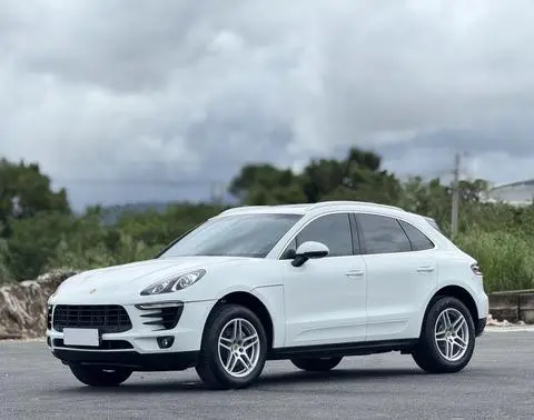 Porsche Macan 2016 — фото 1
