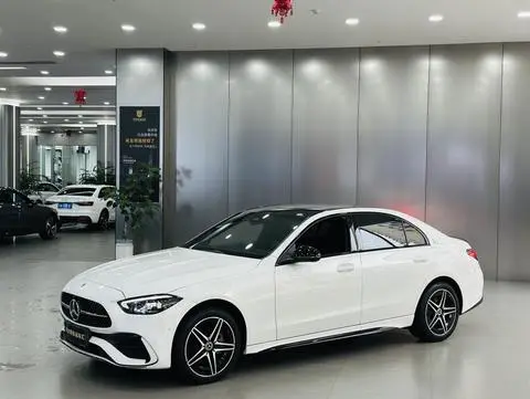 Mercedes-Benz C-Class 2023 — фото 1