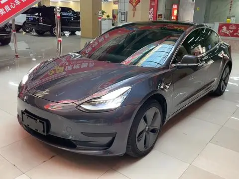 Tesla Model 3 2019 — фото 1