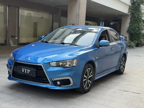 Mitsubishi 翼神 2015