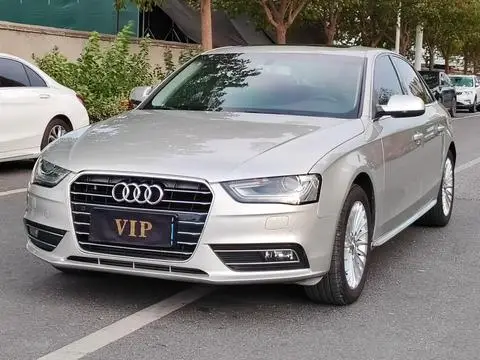 Audi A4L 2016