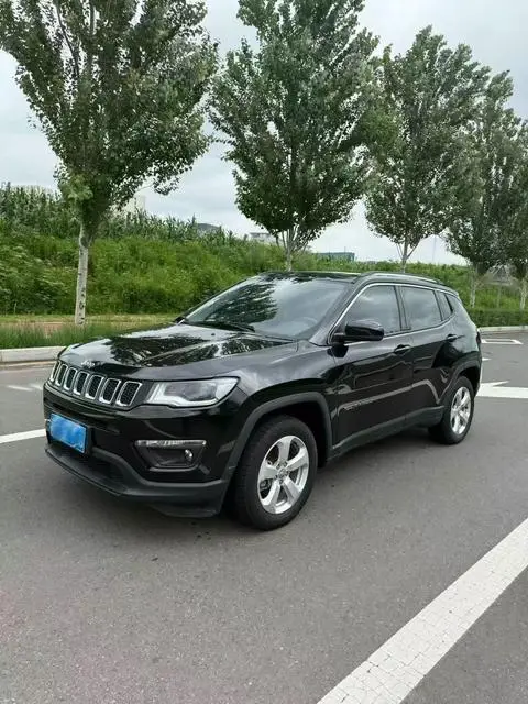 Jeep 指南者 2017