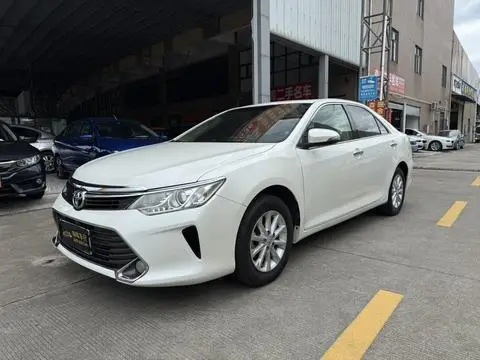 Toyota Camry 2015
