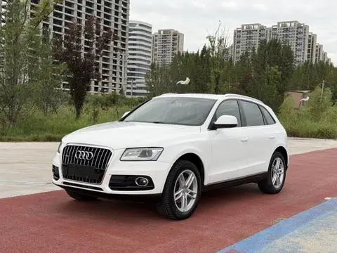 Audi Q5 2015 — фото 1