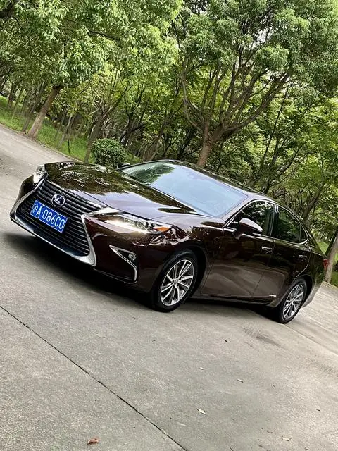 Lexus ES 2015