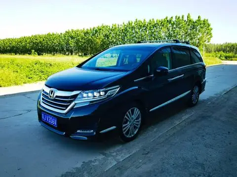 Honda 艾力绅 2016