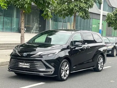 Toyota 赛那 2023