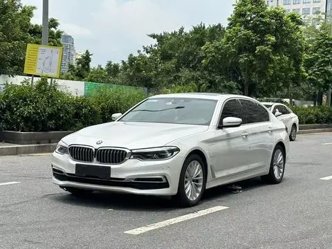 BMW 5 Series PHEV 2020
