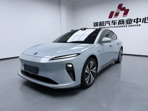 NIO ET5 2022