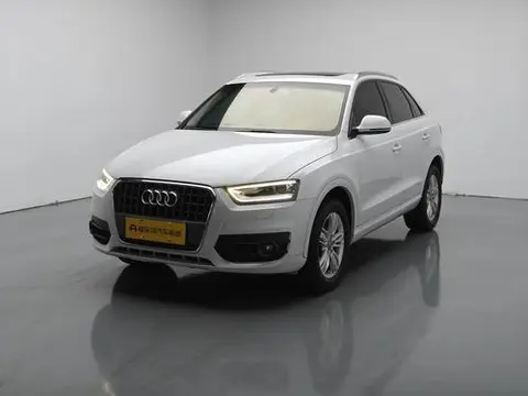 Audi Q3 2015 — фото 1