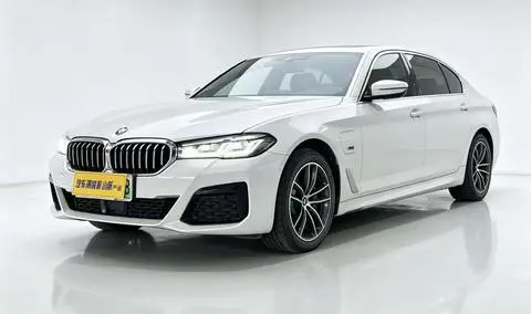 BMW 5 Series PHEV 2022