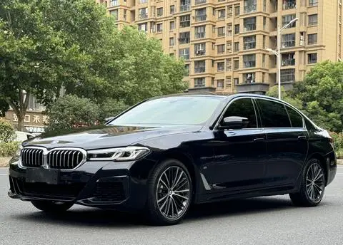 BMW 5 Series 2023