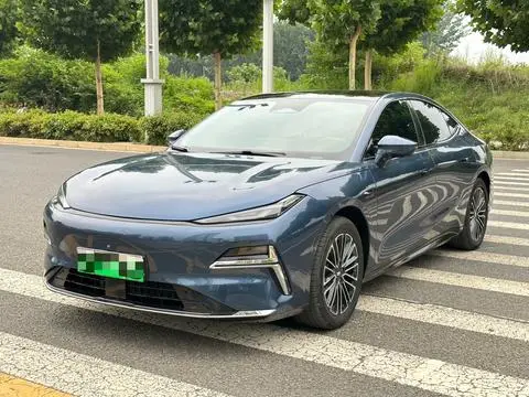 Geely Galaxy Starshine 8 2025