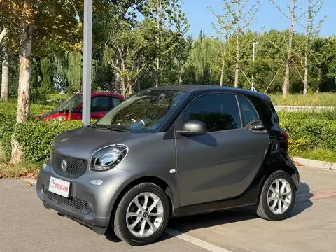 smart fortwo 2018