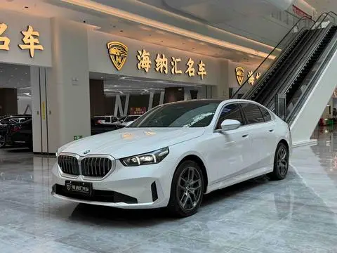 BMW 5 Series 2024