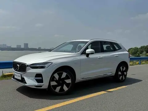 Volvo XC60 2024