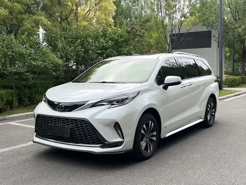 Toyota Granvia 2024