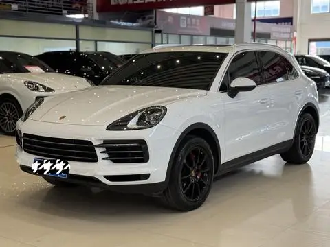 Porsche Cayenne 2021 — фото 1