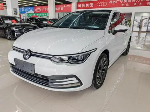 Volkswagen Golf 2023