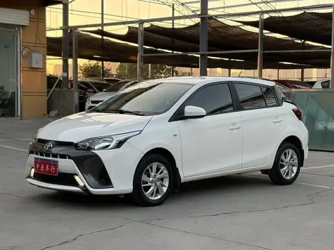 Toyota Yaris L Zhixuan 2017 — фото 1