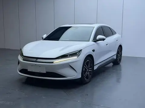BYD 秦L EV 2025