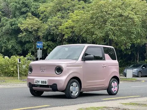 Geely Panda 2023