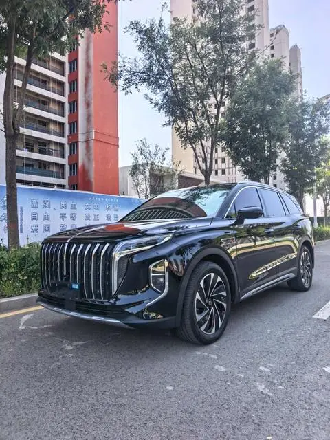 Hongqi HS7 PHEV 2024