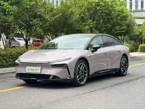 XPeng 小鹏P7+ 2024